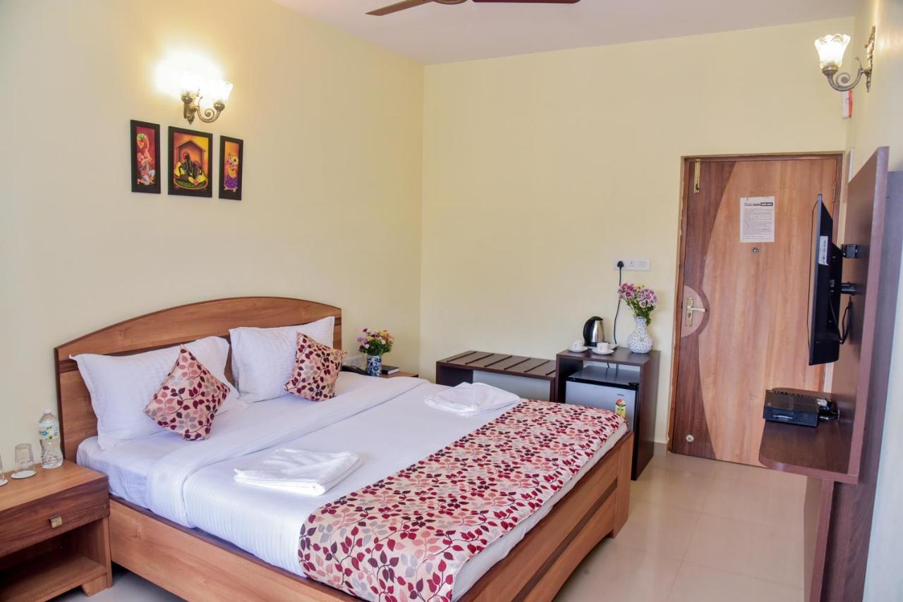 Candolim Grande Resort Dış mekan fotoğraf